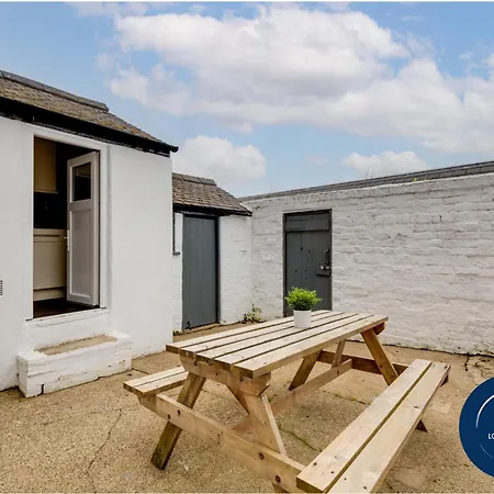 45 The Square 1 Διαμέρισμα *